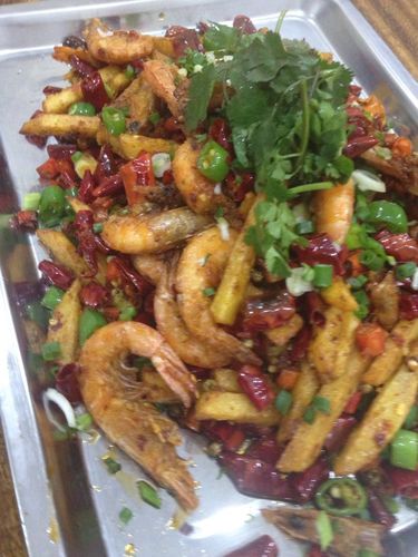 远大附近美食