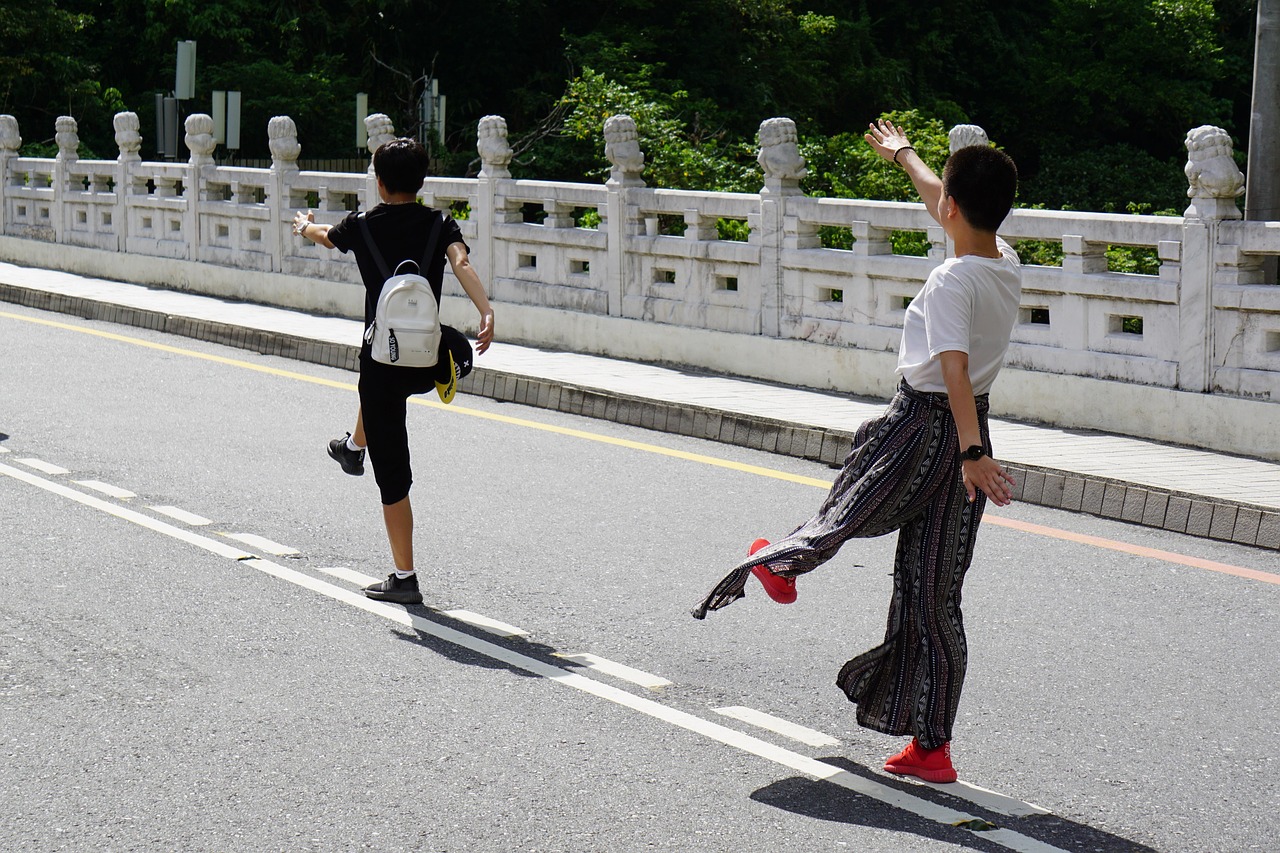 广州11区全员核酸检测，城市防疫的全面行动与市民的积极配合