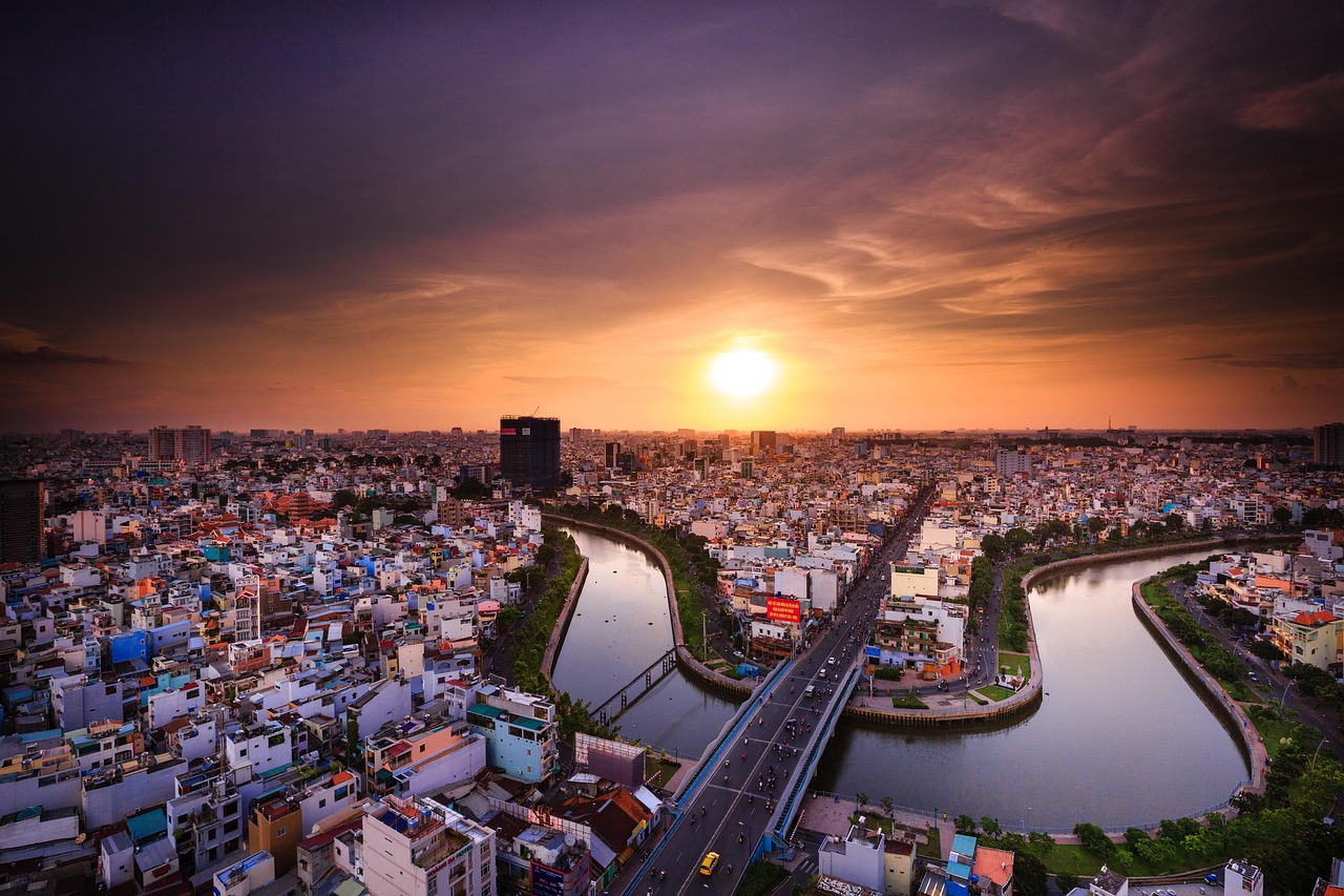共同抗疫，全国疫情形势的全景观察